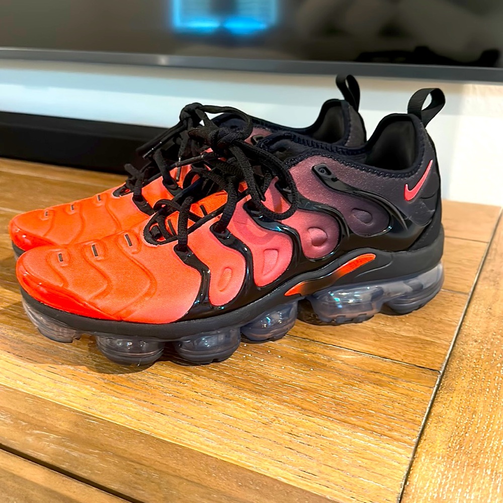 Men’s Nike vapormax size 10.5 ALL OFFERS WELCOME